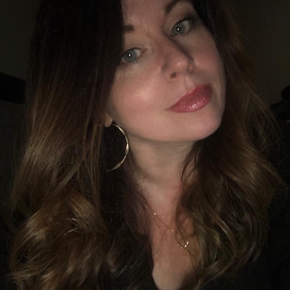 Meet your Posher, Ailís - Picture 1 of 1